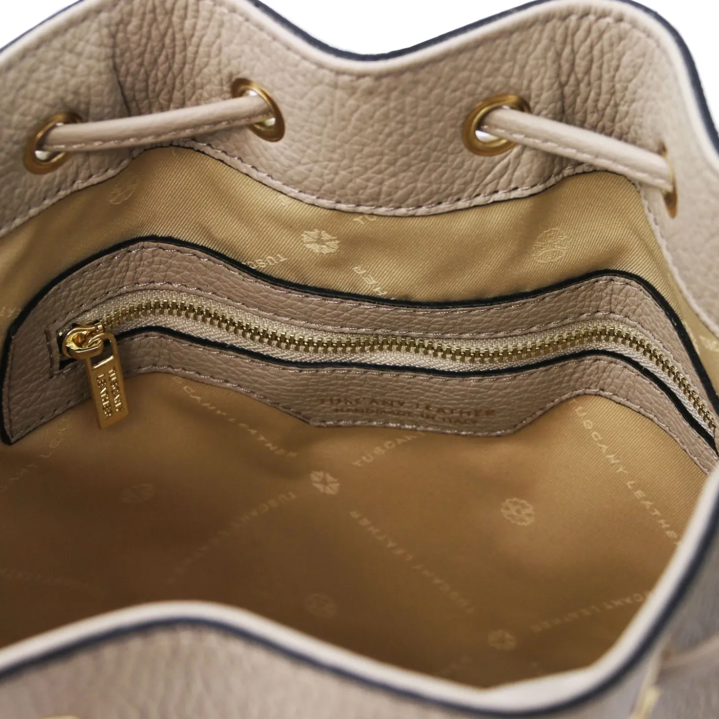 Leather Bucket bag