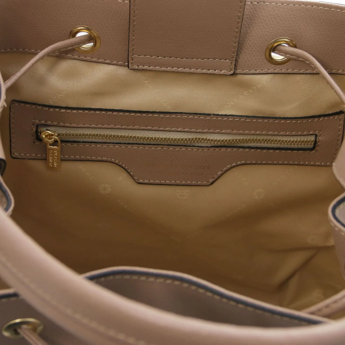 Leather Bucket bag